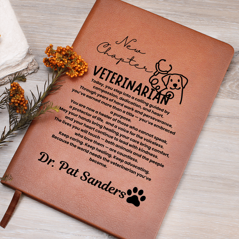 Custom name veterinarian journal, veterinarian graduation for him her, vet grad gift, future veterinarian gift for daughter granddaughter niece.